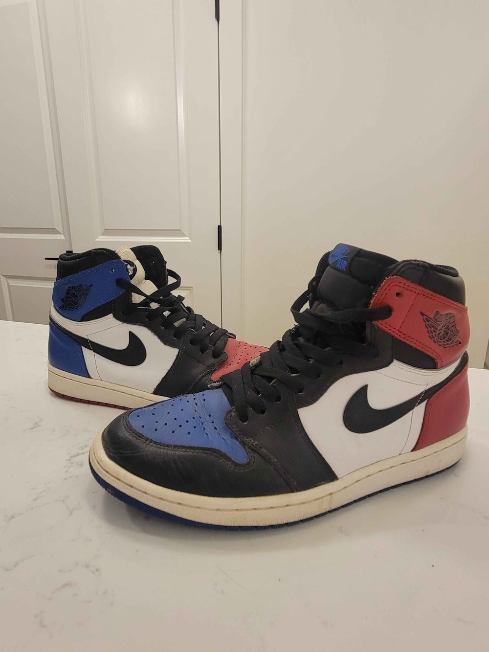 Nike Air Jordan 1 High Top 3 Size 9